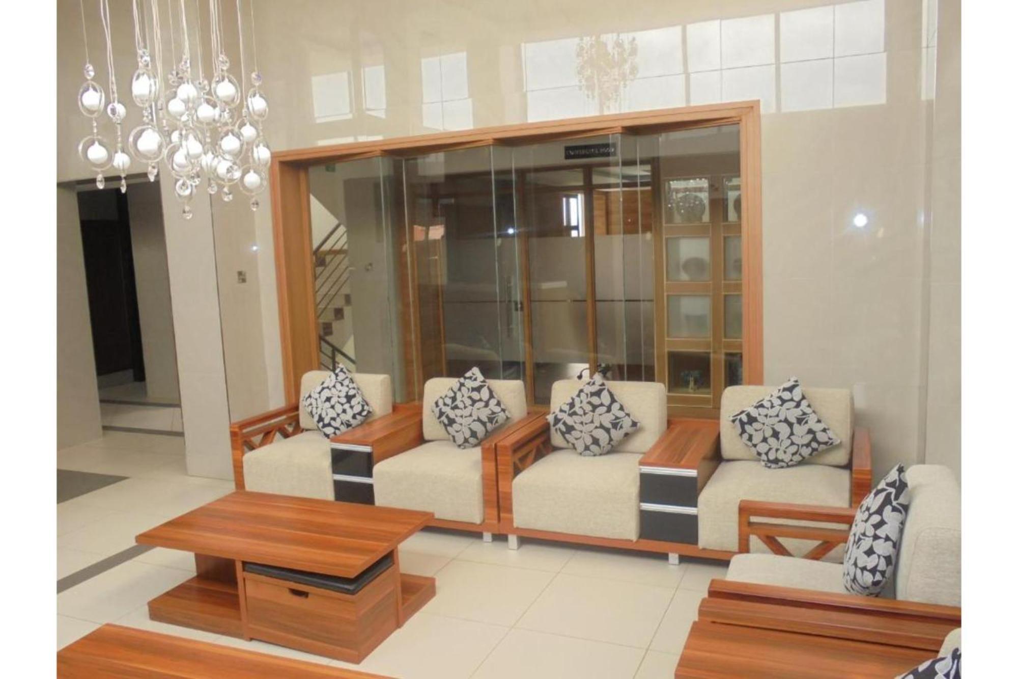 We Hotel & Suites Nairobi Ngoại thất bức ảnh